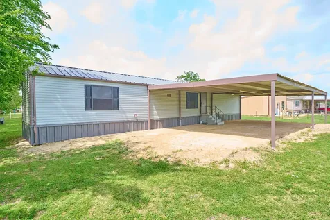 1003 Nunez Street Beasley TX 77417