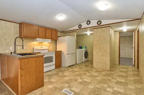 1003 Nunez Street Beasley TX 77417