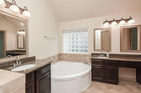 2214 Ascot Lane Sugar Land TX 77479