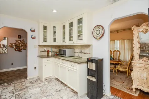 1022 Saddle Rock Drive Houston TX 77088