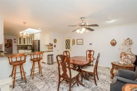 1022 Saddle Rock Drive Houston TX 77088