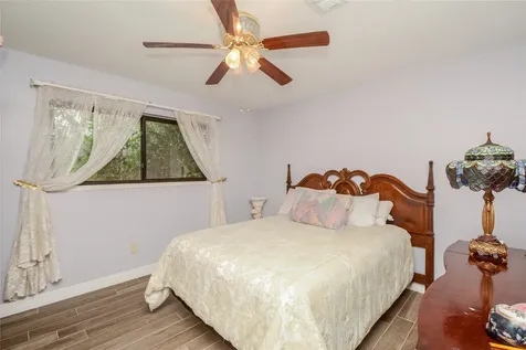 1022 Saddle Rock Drive Houston TX 77088