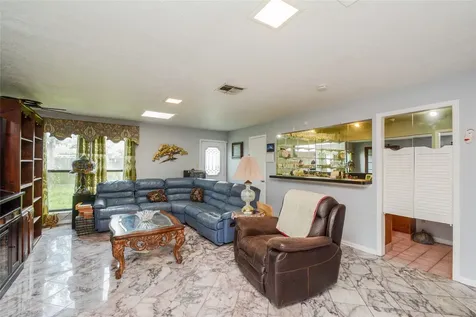 1022 Saddle Rock Drive Houston TX 77088