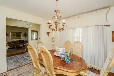 1022 Saddle Rock Drive Houston TX 77088