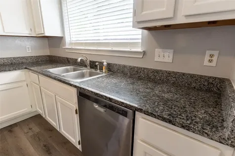 76 Hickory Oak Drive The Woodlands TX 77381