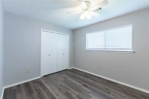 76 Hickory Oak Drive The Woodlands TX 77381