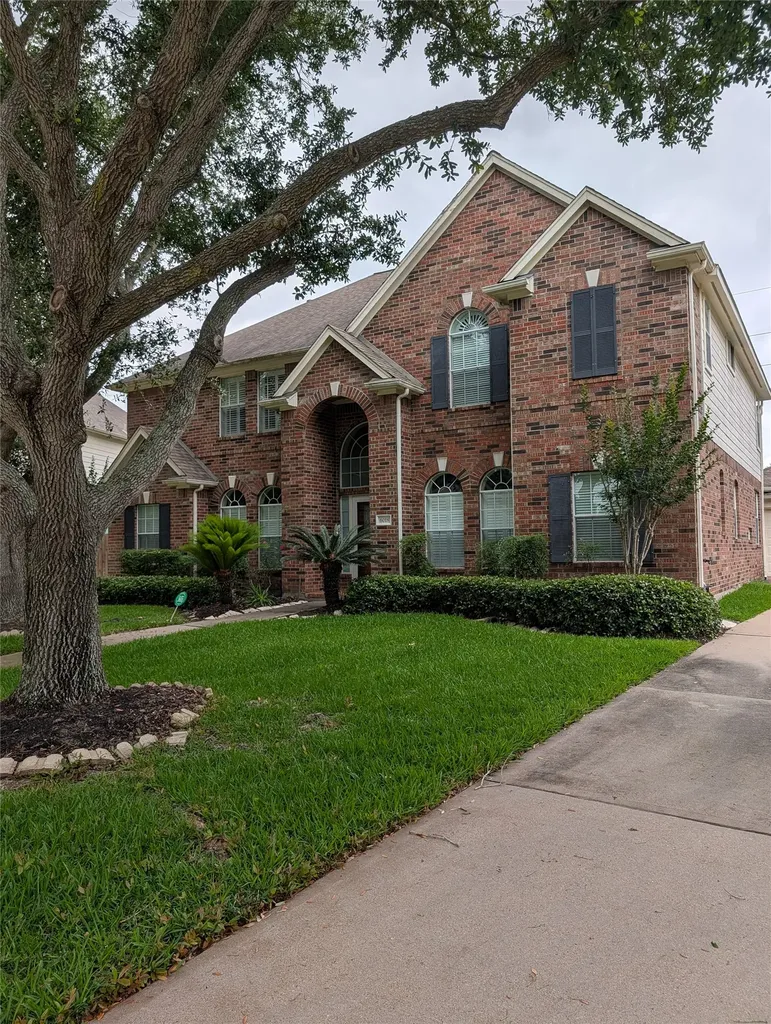 6018 Briar Hill Court Sugar Land TX 77479
