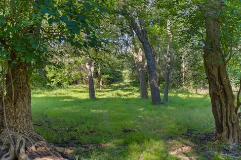 7462 County Road 284 Edna TX 77957