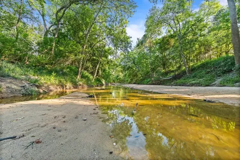 7462 County Road 284 Edna TX 77957