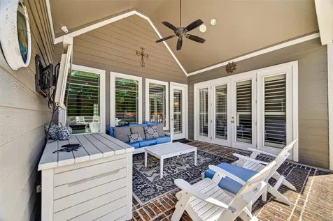 2072 Laurie Darlin Drive Conroe TX 77384