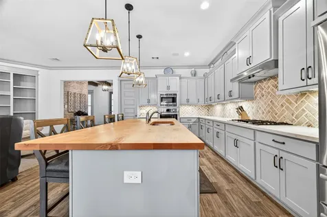 2072 Laurie Darlin Drive Conroe TX 77384