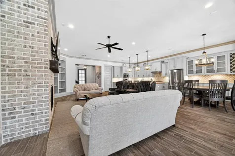 2072 Laurie Darlin Drive Conroe TX 77384
