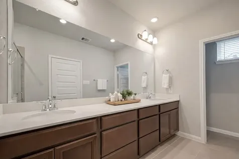 1521 Beach Oak Drive Houston TX 77084
