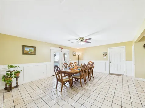 1236 County Road 634 Alvin TX 77511