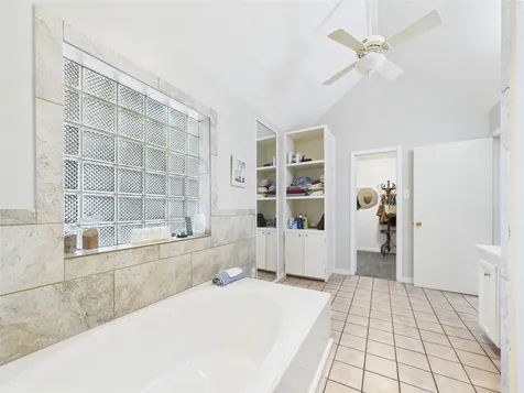 1236 County Road 634 Alvin TX 77511