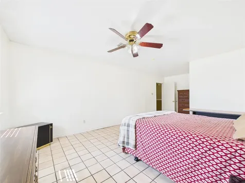 1236 County Road 634 Alvin TX 77511
