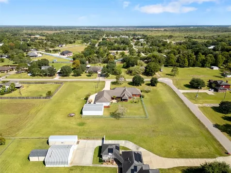1236 County Road 634 Alvin TX 77511