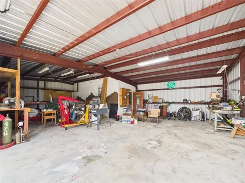 1236 County Road 634 Alvin TX 77511