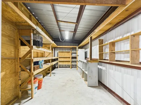 1236 County Road 634 Alvin TX 77511