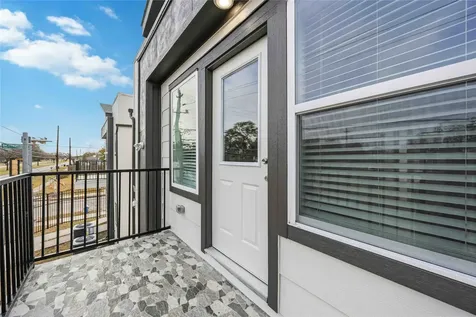 7625 De Priest Street D Houston TX 77088