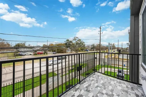 7625 De Priest Street D Houston TX 77088