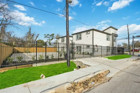 7625 De Priest Street D Houston TX 77088