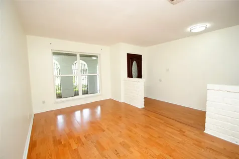 11511 Creekhurst Drive Houston TX 77099