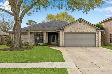 2209 Aberdeen Drive League City TX 77573