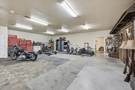 665 County Road 1270 Warren TX 77664