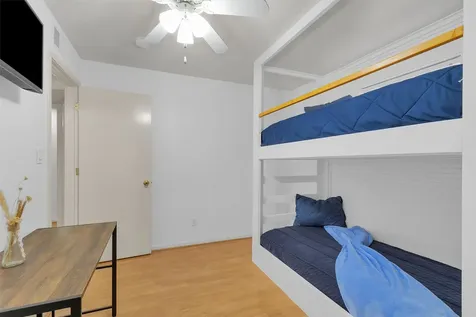 155 Goldenrod Livingston TX 77351