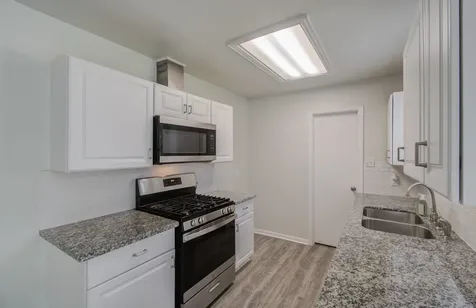 15611 La Casa Lane Houston TX 77062