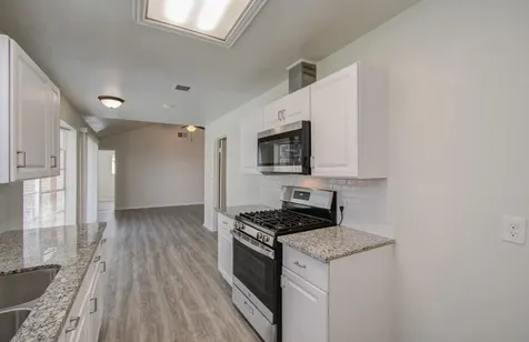 15611 La Casa Lane Houston TX 77062
