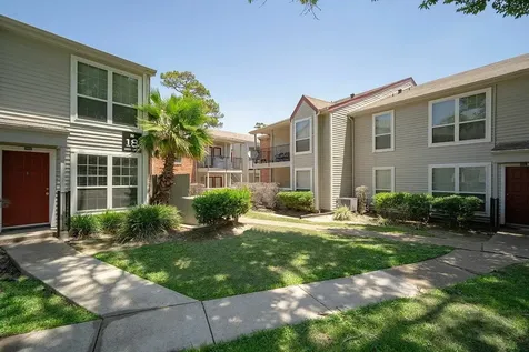 12800 Woodforest Boulevard W1306 Houston TX 77015