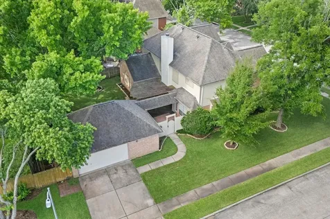 2526 Berkley Court Richmond TX 77406