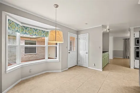 315 E Fannin Street La Grange TX 78945