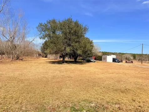 518 County Road 677 Dayton TX 77535