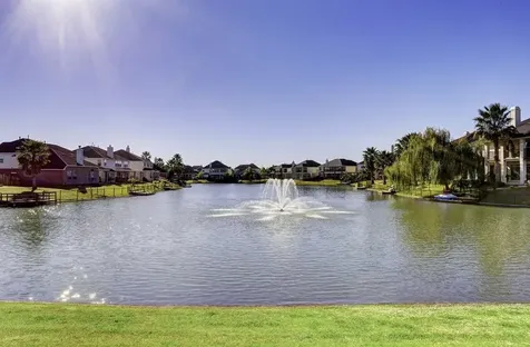 2819 Lake Shore Harbour Drive Missouri City TX 77459