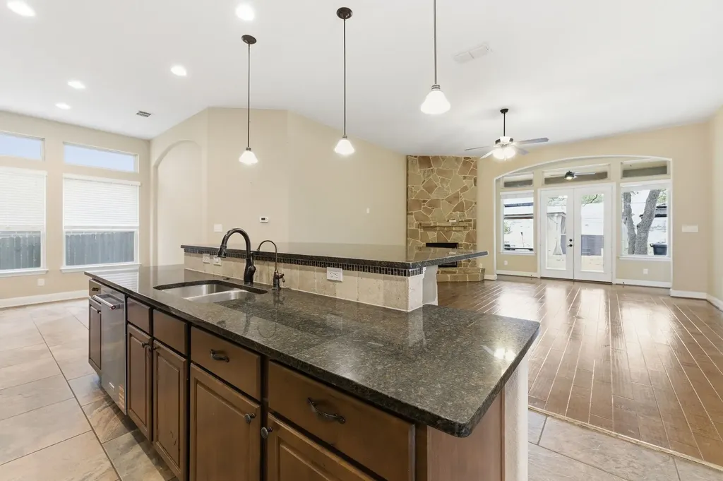 18515 Gran Mesa San Antonio TX 78259