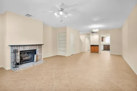 938 Memorial Village Drive 39 Houston TX 77024