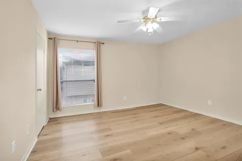 938 Memorial Village Drive 39 Houston TX 77024