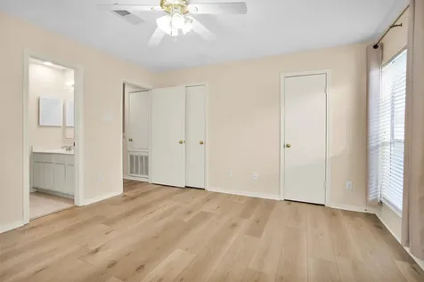 938 Memorial Village Drive 39 Houston TX 77024