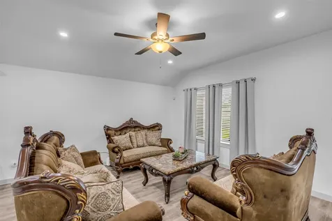 9802 Palm Royal Drive Baytown TX 77521