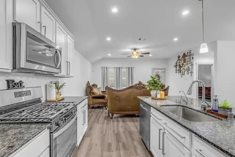 9802 Palm Royal Drive Baytown TX 77521
