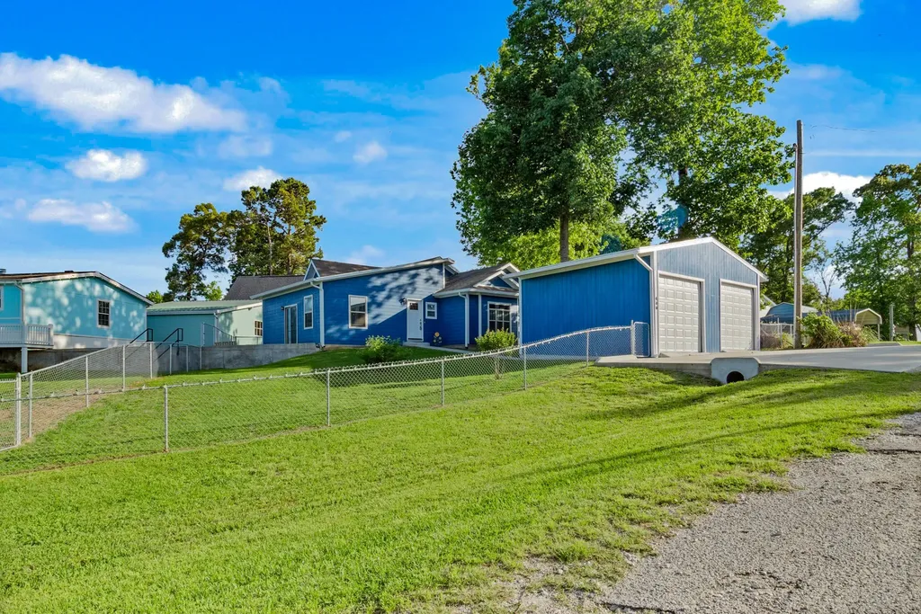 400 Woodland Shores Drive Point Blank TX 77364