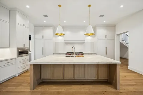 267 Maple Valley Road Houston TX 77056