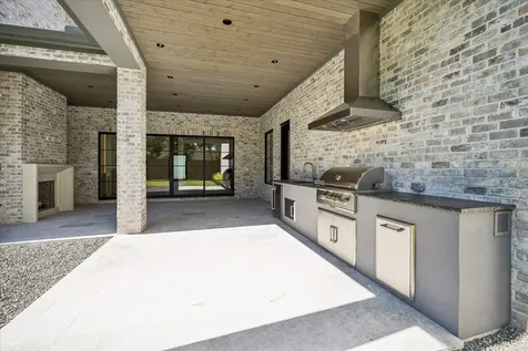 267 Maple Valley Road Houston TX 77056