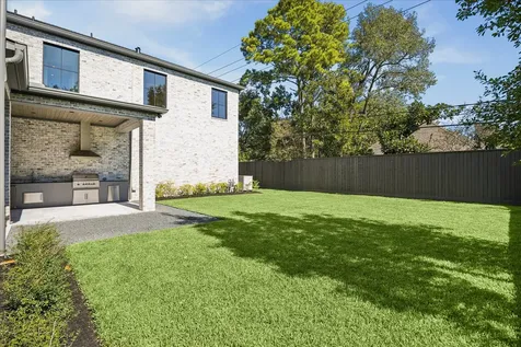 267 Maple Valley Road Houston TX 77056