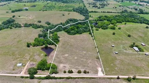 1049 Muehr Road Weimar TX 78962