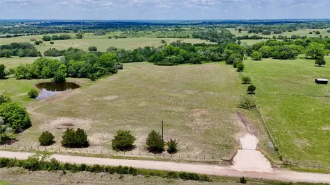 1049 Muehr Road Weimar TX 78962