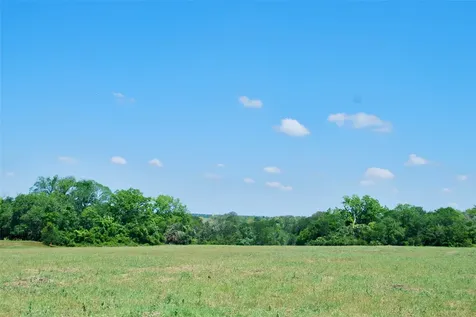 1049 Muehr Road Weimar TX 78962